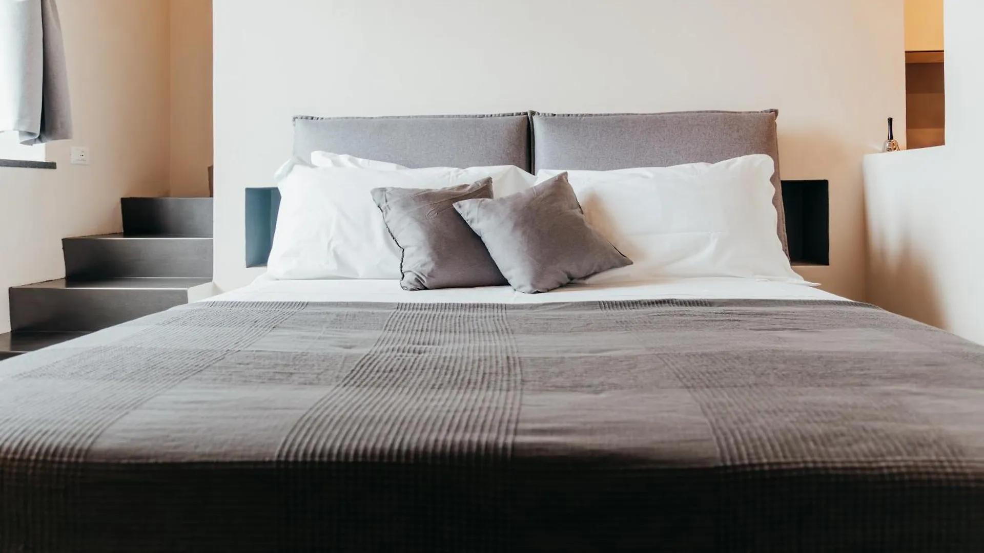 Guest house Alquadratorooms La Spezia