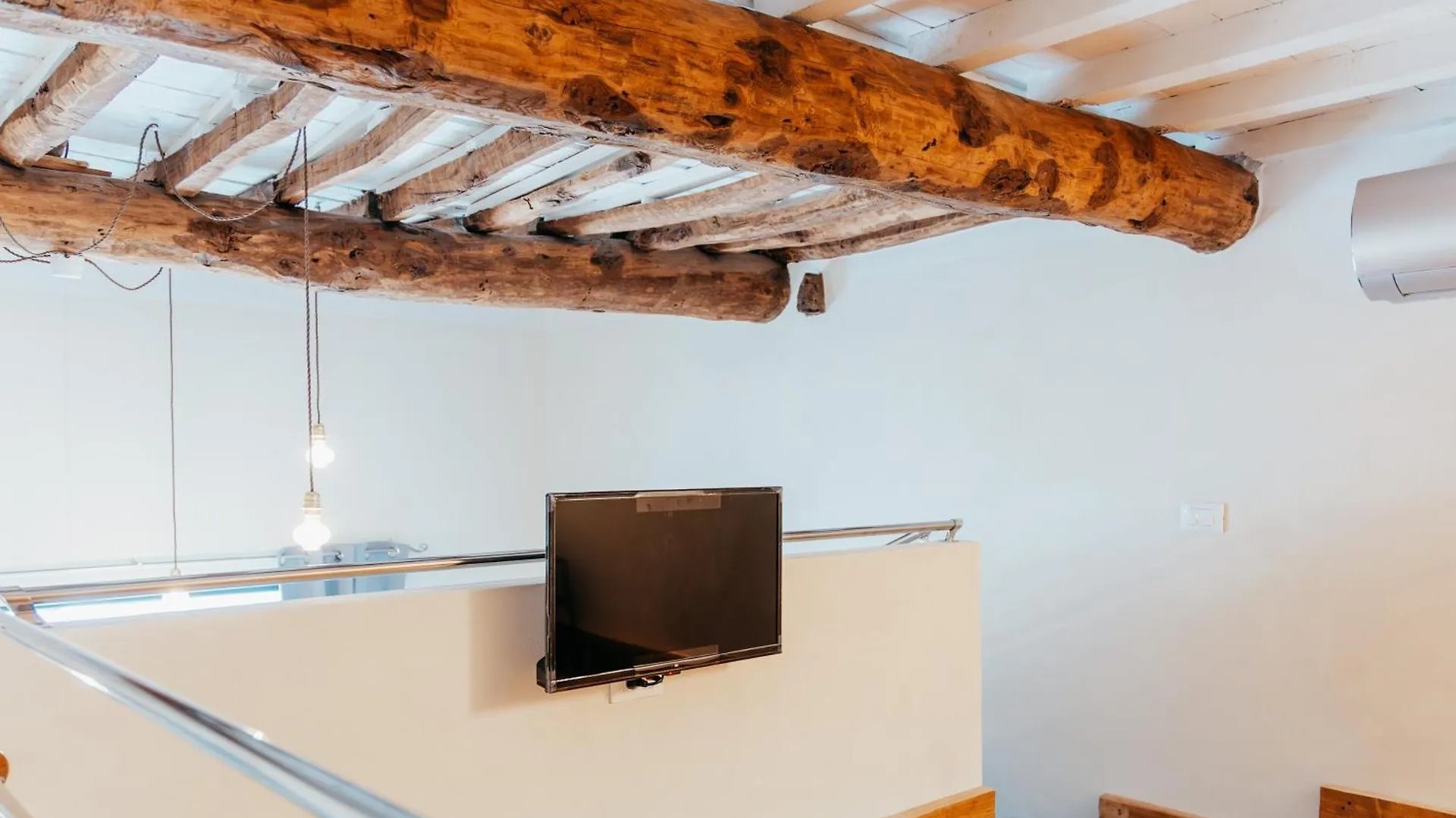Alquadratorooms La Spezia Guest house